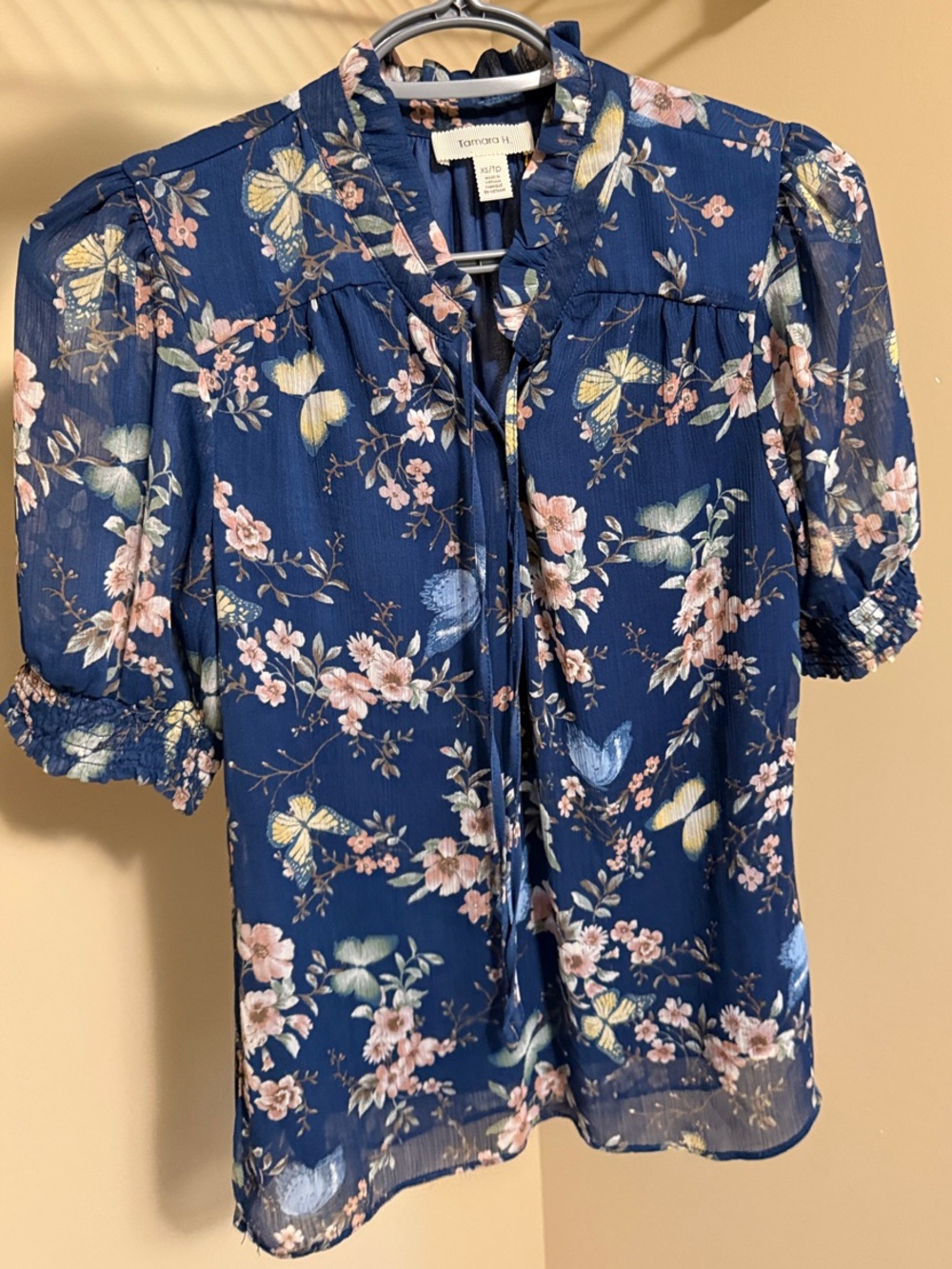 Torrid Navy Floral Tie-Neck Puff Sleeve Blouse